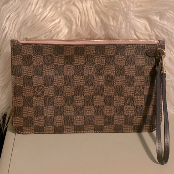 Louis Vuitton Handbags - Louis Vuitton Neverfull Pouchette